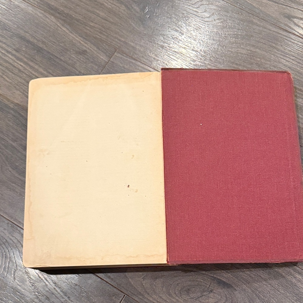 Red Machine Shop Operations Book - Picture 7 of 10